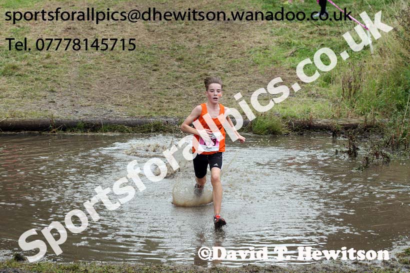 Mens under-17s Start Fitness North Eastern Harrier League, Tanfield, County Durham. Photo: David T. Hewitson/Sports for All Pics